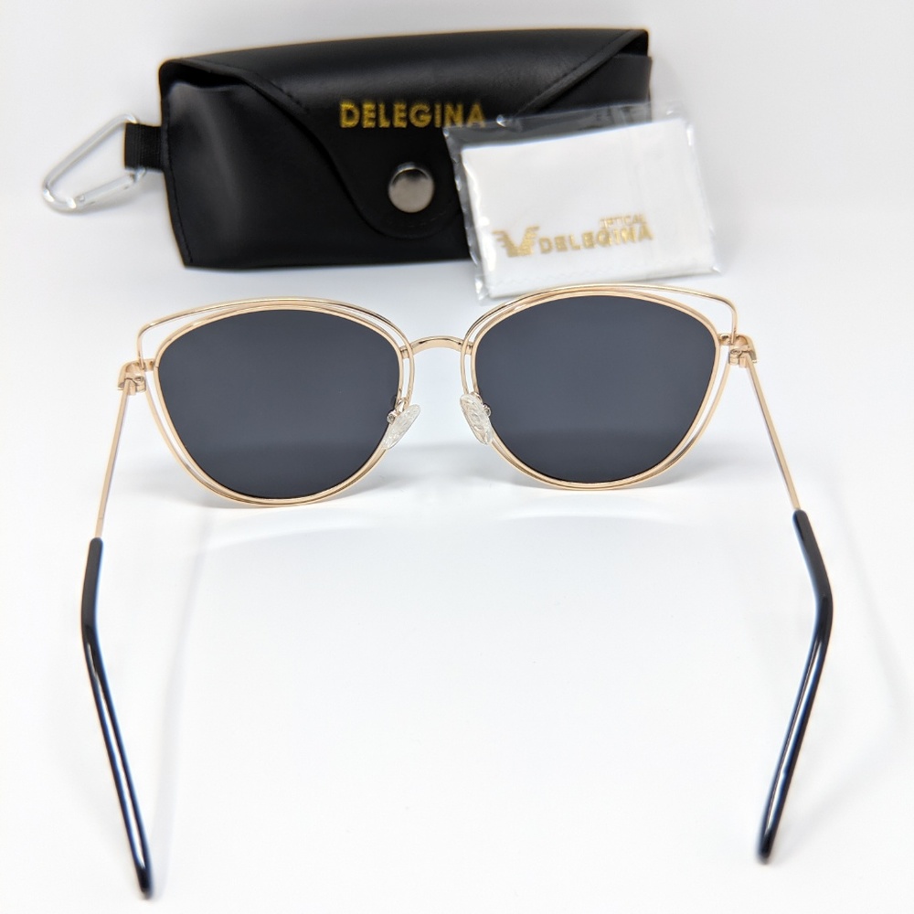 Stylish black sunglasses with bold gold trim - Picture 4 of 4